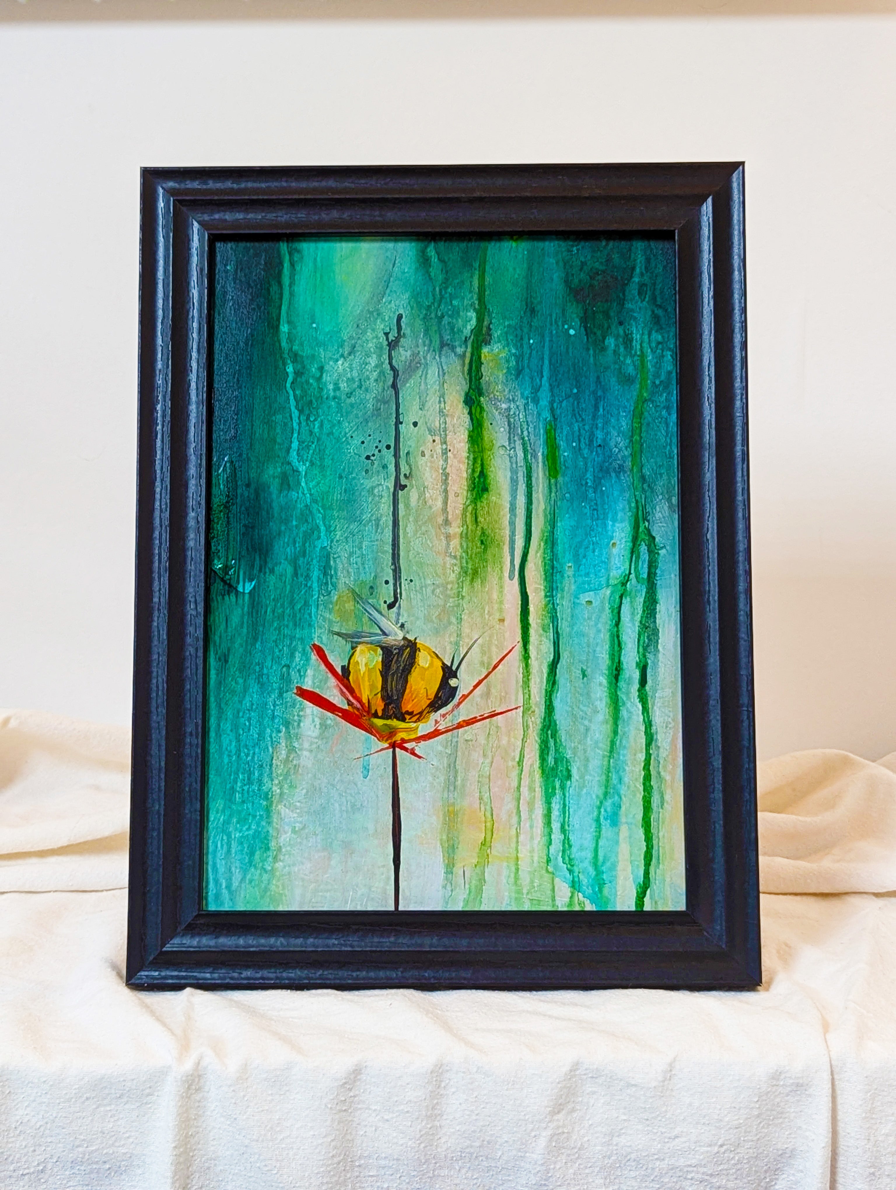 Green Abstract Bumble Beel